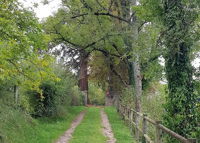 Chez Berry, Joli Avec Lit Extra Long Nyaraló